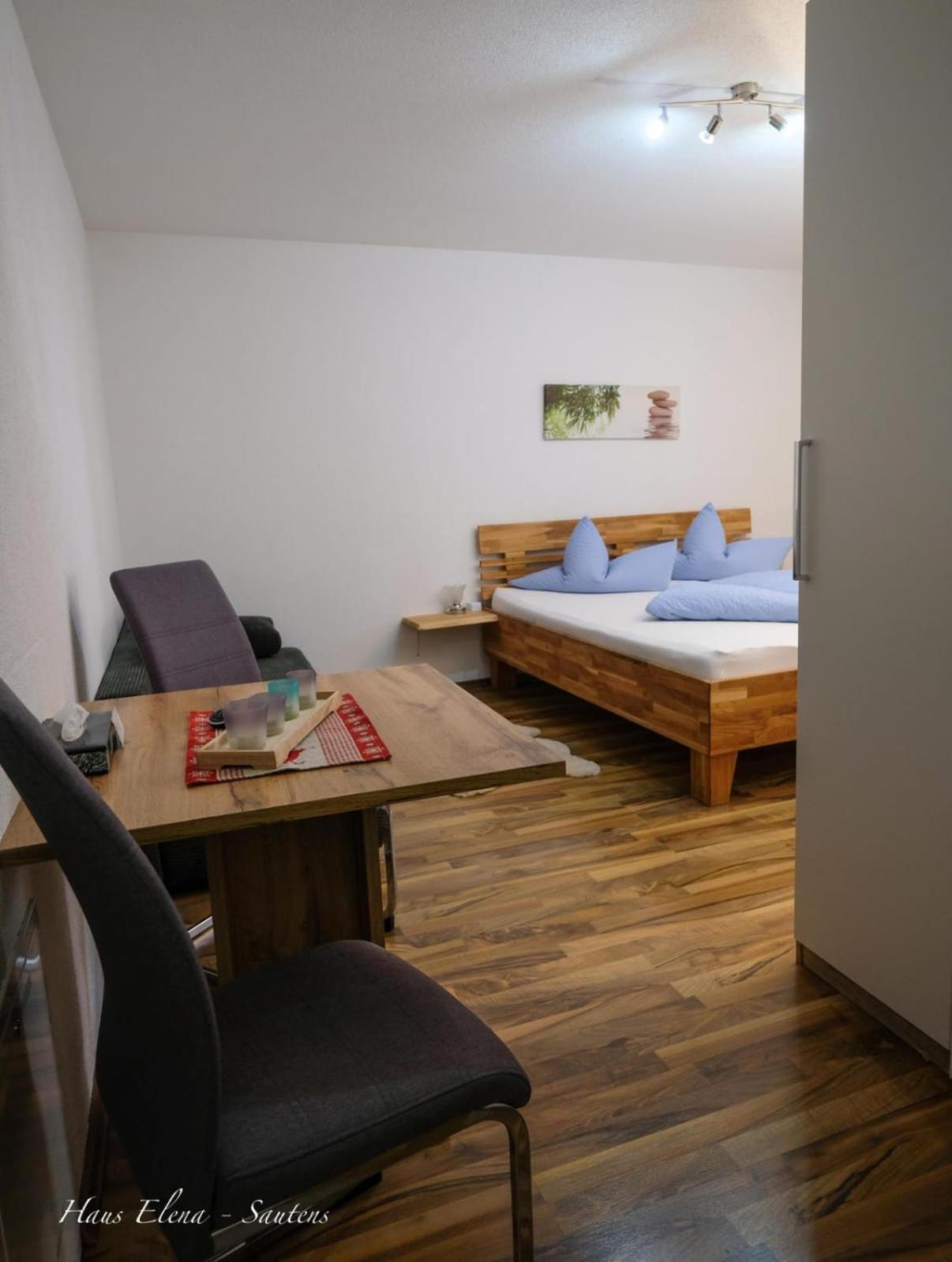 Haus Elena Appartement Sautens Buitenkant foto
